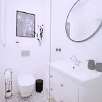 Modern Pastel Apartment Victus Close To The Railway Station By Noclegi Renters شقة *